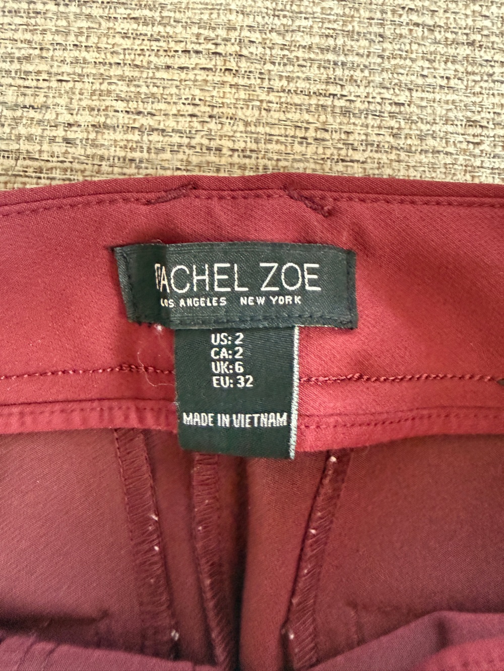 Rachel Zoe Burgundy High Rise Flare Dress Pants Size 2 - Picture 3 of 3